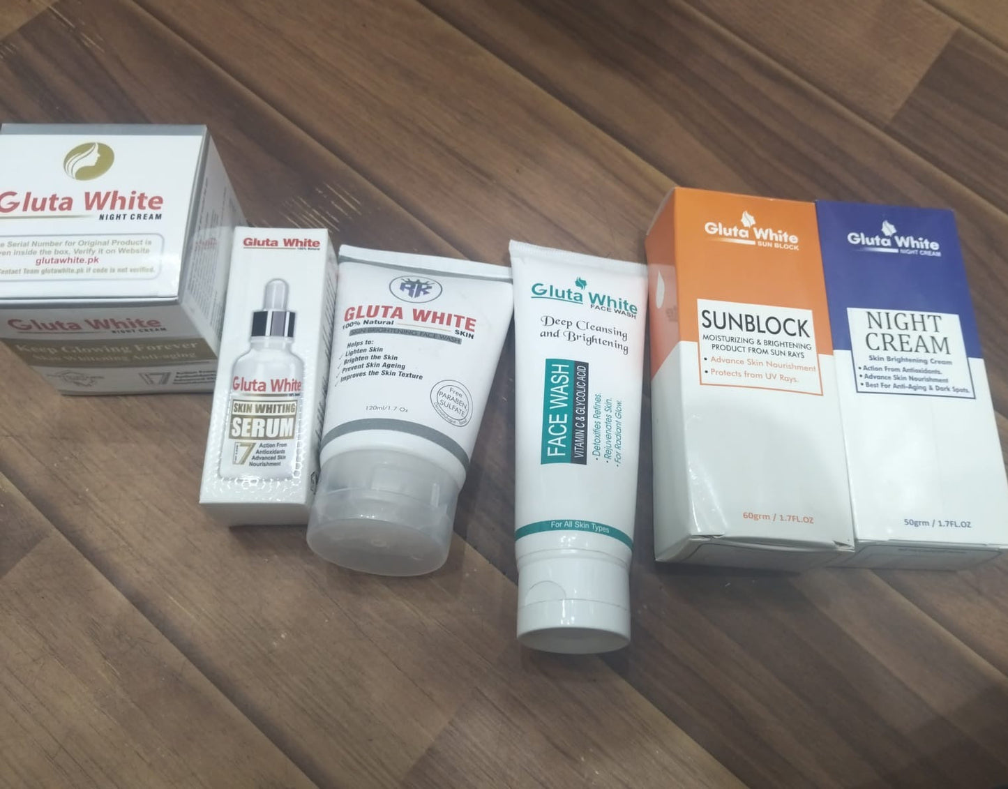 Gluta White 6 In 1 Skin Care Bundle – Complete Whitening And Brightening Set With Face Wash, Serum, Sunblock, Night Cream, And Moisturize